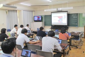 千代田中学校(愛知県)のオンライン講座の様子